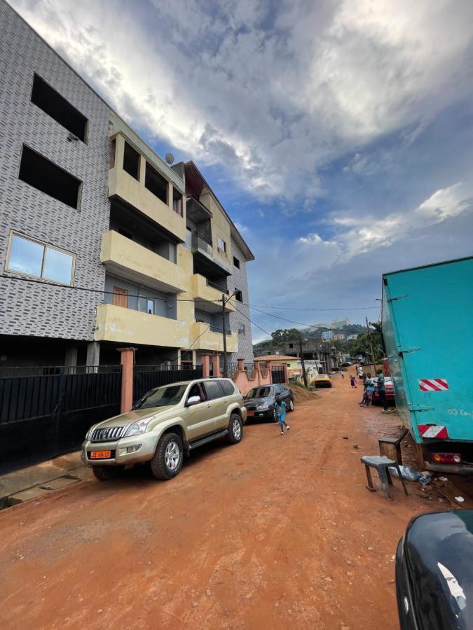 דירות Yaoundé Les Logis De Nouvelle Route Bastos מראה חיצוני תמונה