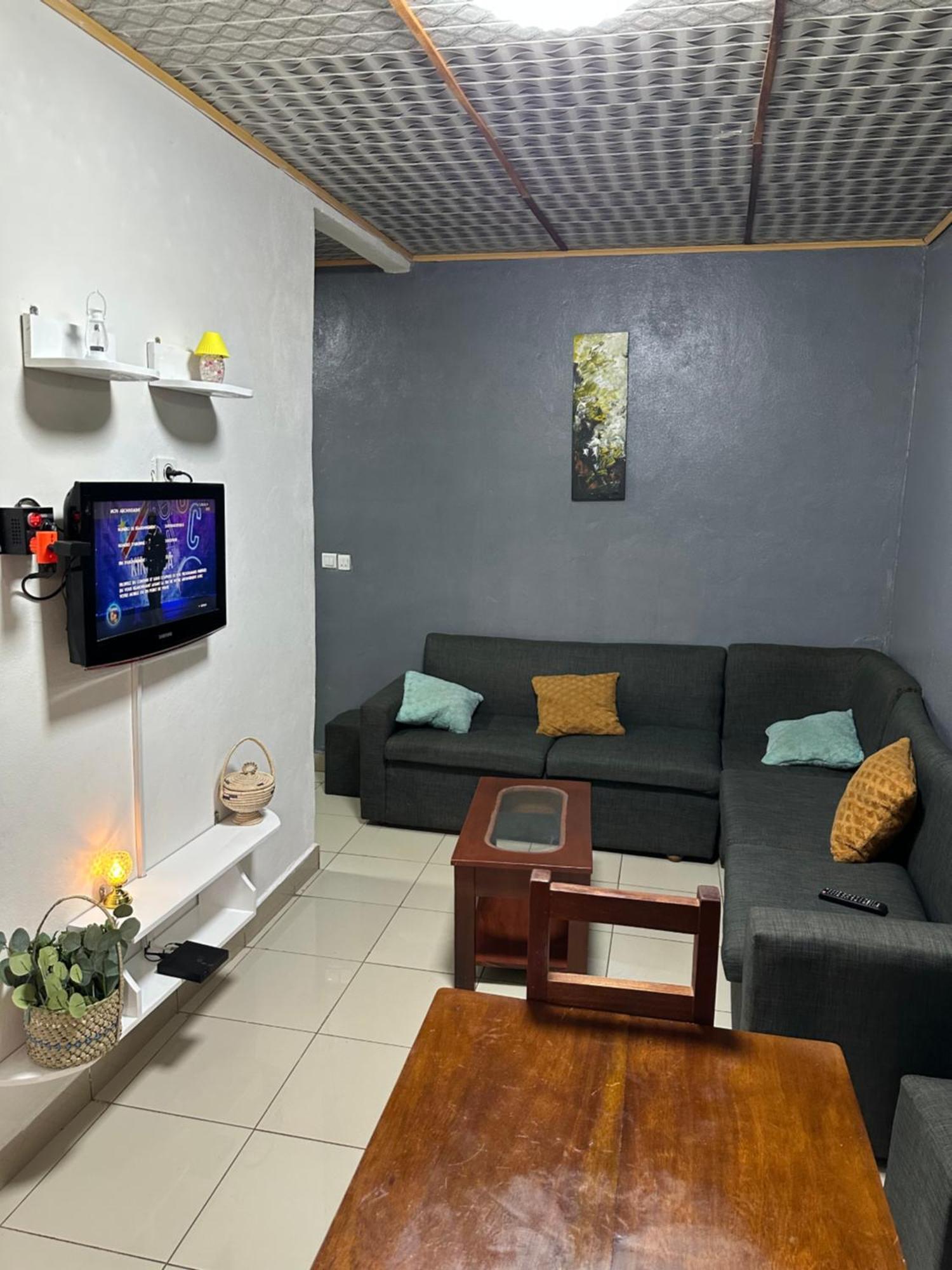 דירות Yaoundé Les Logis De Nouvelle Route Bastos מראה חיצוני תמונה